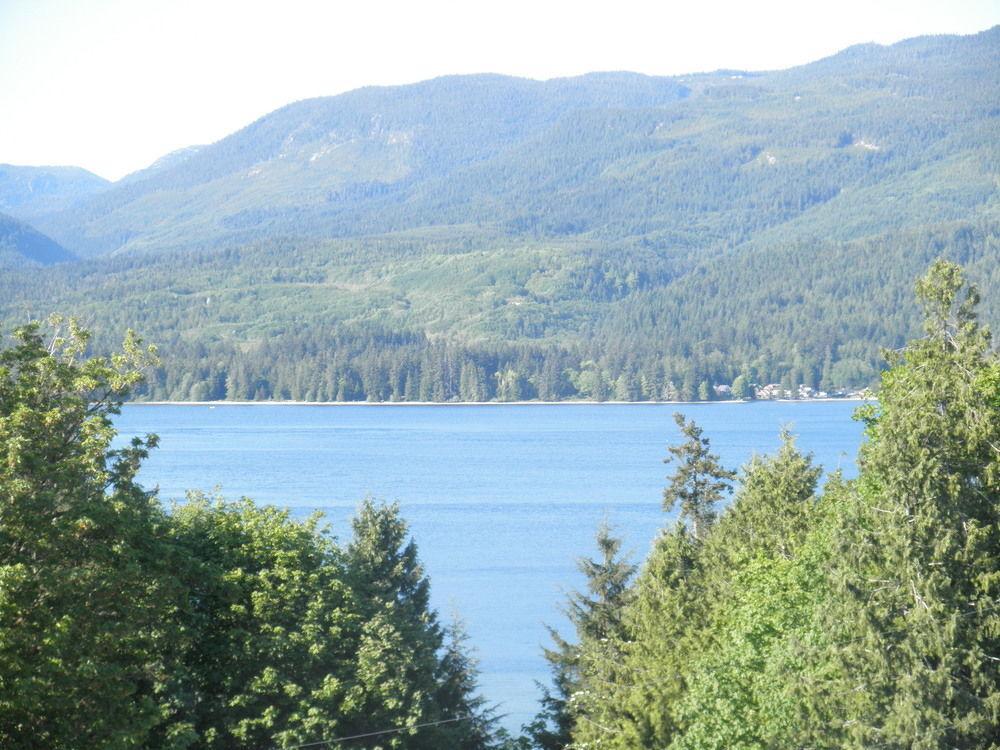 Hotel Above The Inlet Sechelt Exterior foto